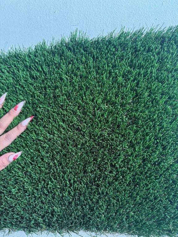 Turf Starting 0.89 cents ! in Los Angeles - Image 3