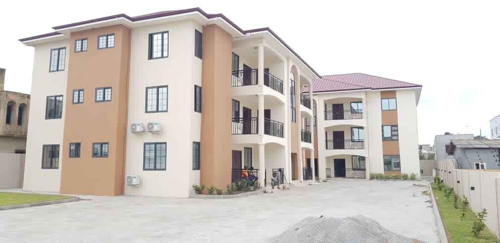 EXECUTIVE 2 & 3 BEDROOM UNFURNISHED/FURNISHED APARTMENT RENT in Madina - Image 1
