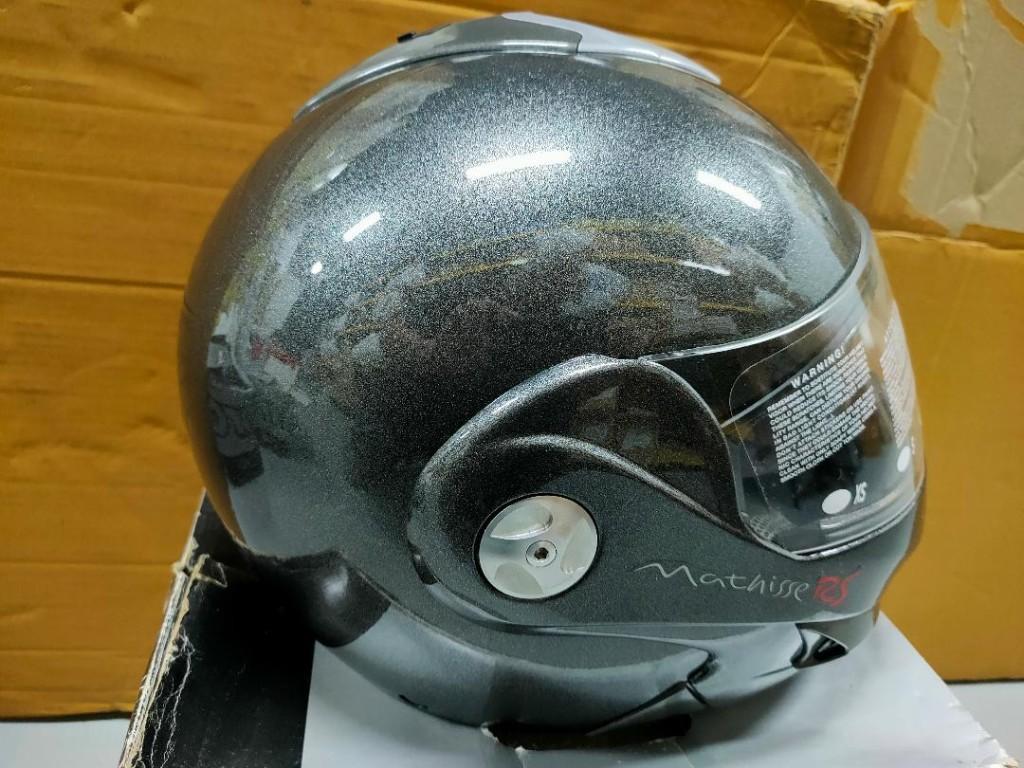 Airoh Mathisse RS Metallic Grey Limited Edition in Bukit Batok - Image 3