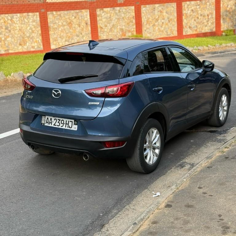 MAZDA CX3, bleu à Abidjan - Photo 3