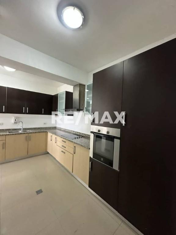 Apartamento Resid. Virginia Palace en Alquiler. Remax Millenium en San Felipe - Imagen 2