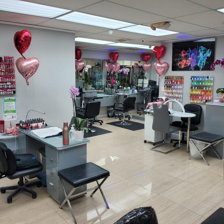 Renta de estación para estilista en Miami Lakes Fl en Country Club - Imagen 3