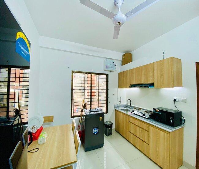 Luxurious 3-Bed Flat for Rent in Bashundhara R/A in Bangladesh - Image 5