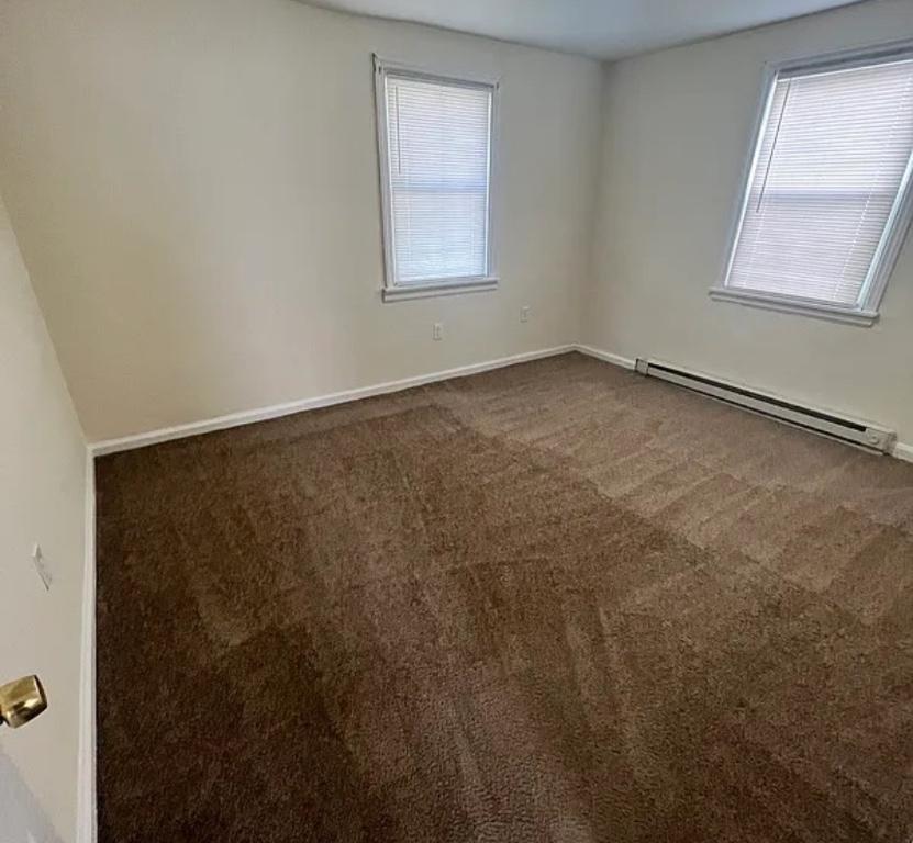 3bedrooms and 1bath HOUSE FOR RENT in Richmond - Image 6