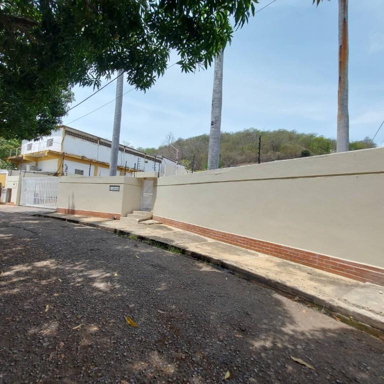GALPON LAS GARZAS en Puerto la Cruz - Imagen 4