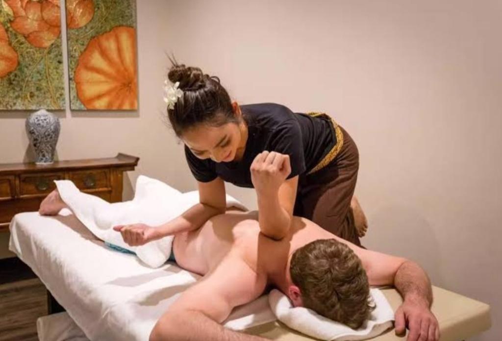 Message Canter Real Spa Full Body Massage Spa Service in Pakistan - Image 1