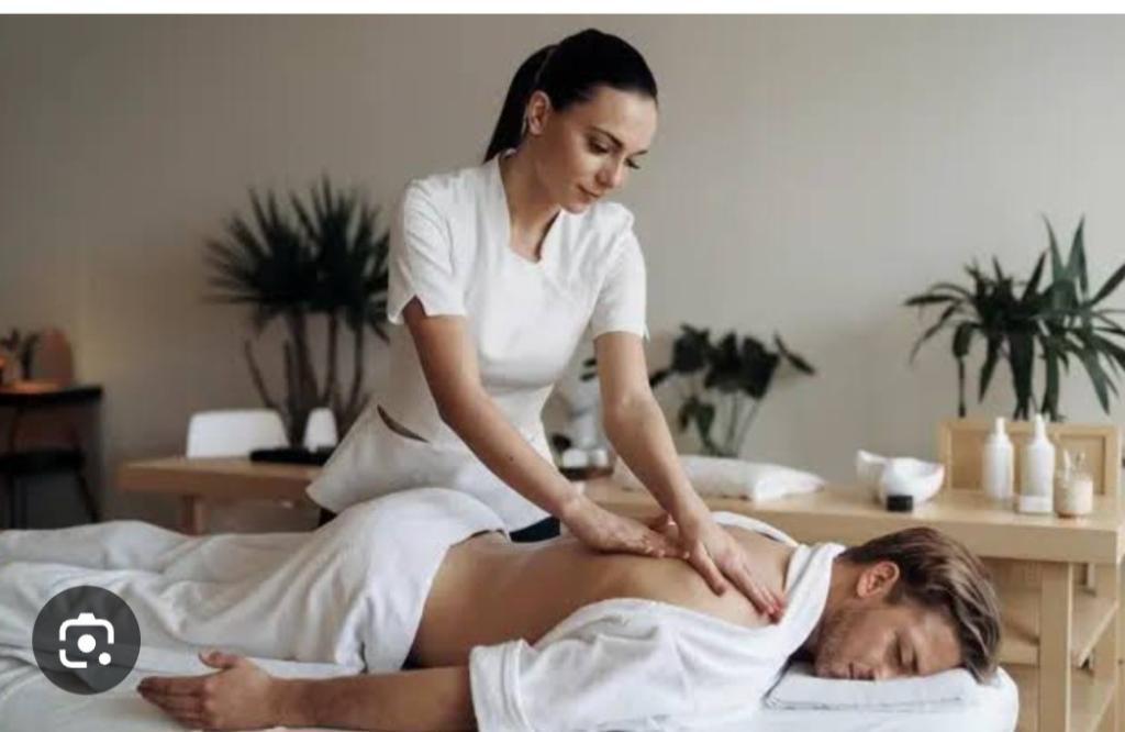 Spa Message Canter Real Spa Full Body Massage Spa Service in Pakistan - Image 1