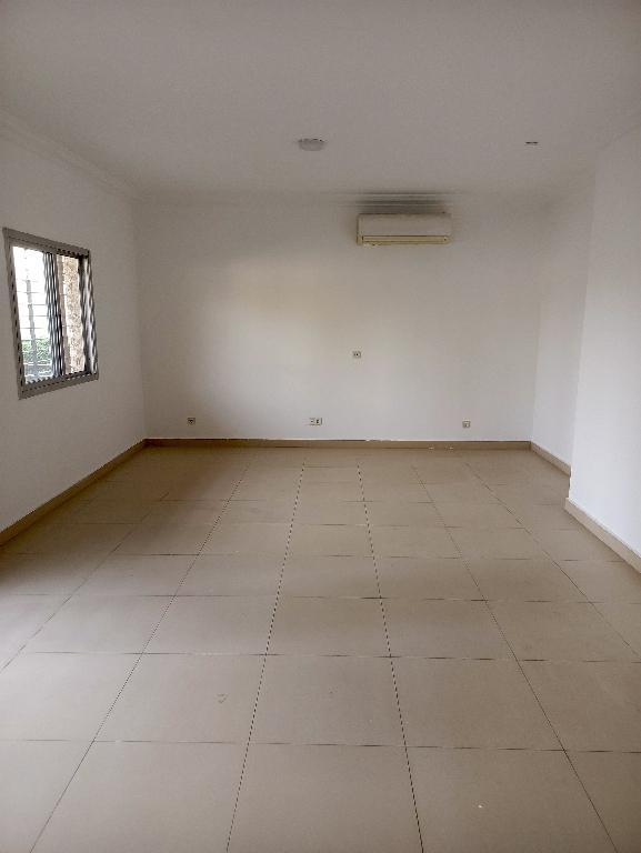 LOCATION APPARTEMENT 4 PIÈCES AVEC PISCINE RIVIERA 3 en Côte d’Ivoire - Photo 3