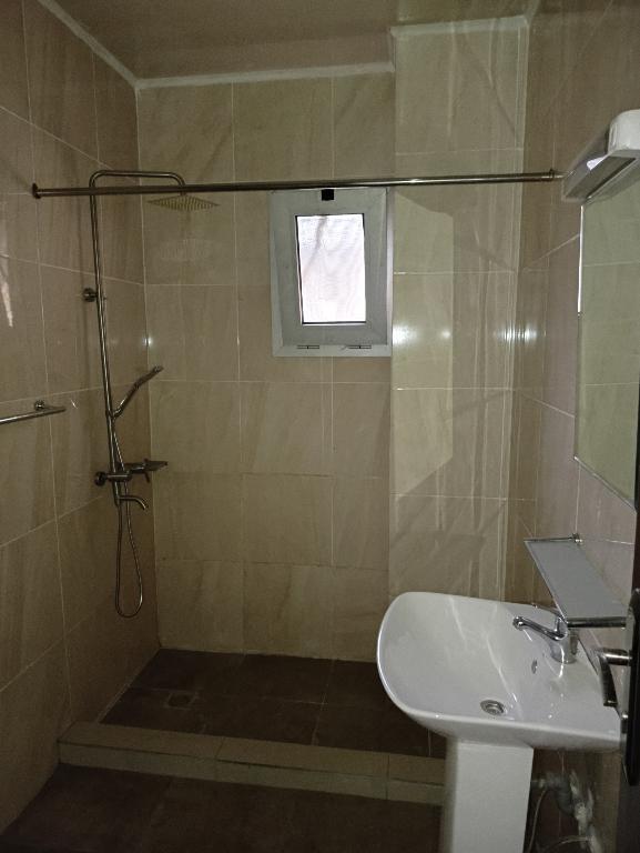 LOCATION APPARTEMENT 4 PIÈCES AVEC PISCINE RIVIERA 3 en Côte d’Ivoire - Photo 12