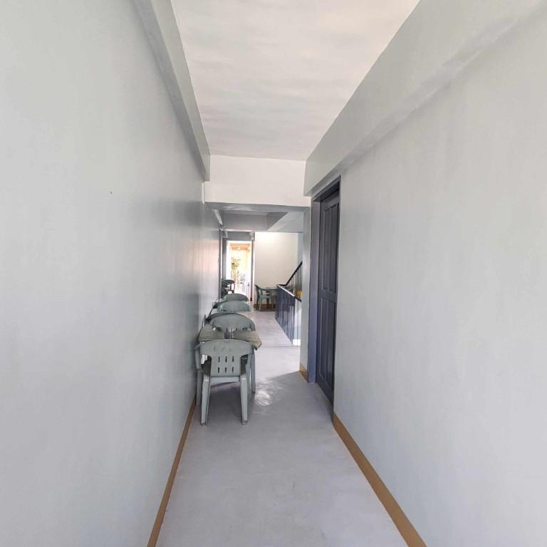 4 Storey Commercial & Office Building For Sale In Commonwealth in Valenzuela - Image 3