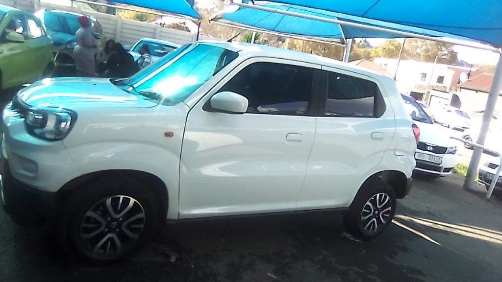 Pre-owned 2024 Suzuki S-pressor 1.0 Engine Capacity with Manuel in Germiston - Image 12