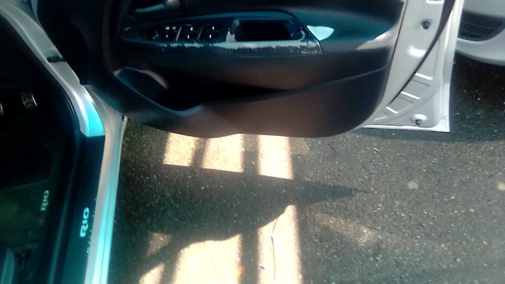 Pre-owned 2014 Kia Rio 1.4 Engine Capacity Tech with Manuel Tran in Bedfordview - Image 9