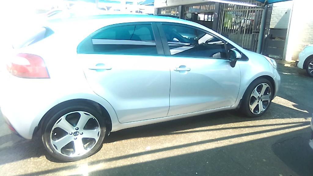 Pre-owned 2014 Kia Rio 1.4 Engine Capacity Tech with Manuel Tran in Bedfordview - Image 18