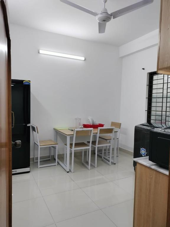 3-Bed Flat for Long-Term Rent in Bashundhara R/A in Bangladesh - Image 4