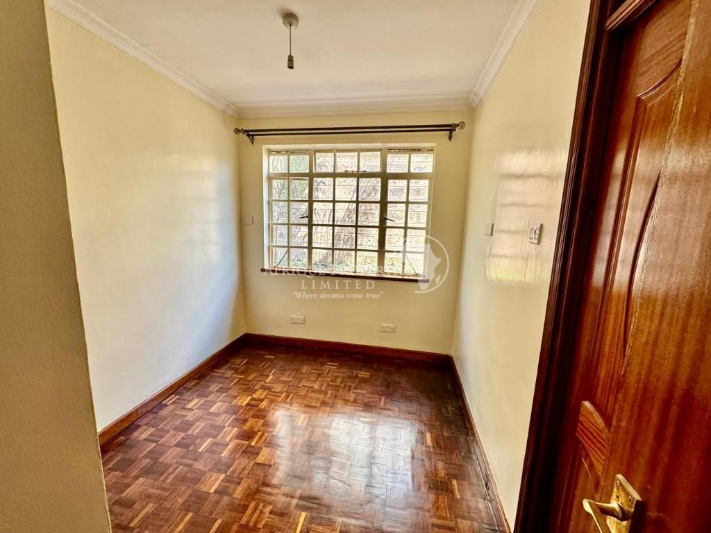 Luxurious 4 Bedroom All Ensuite Mansion + DSQ for Rent in Runda in Nairobi - Image 8