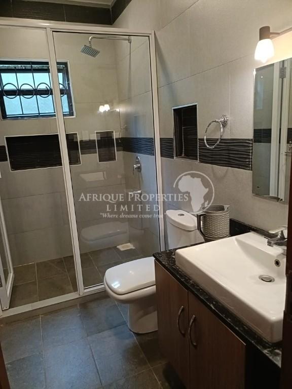 2 Bedroom Fully Furnished & Serviced Home for Rent in Runda in Nairobi - Image 10