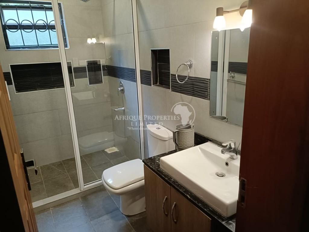 2 Bedroom Fully Furnished & Serviced Home for Rent in Runda in Nairobi - Image 11