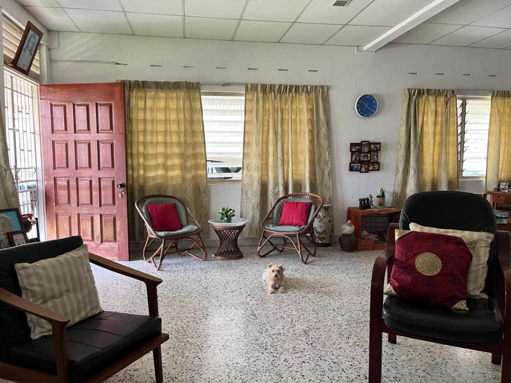 2 Storeys Semi D Located in Greenlane, Island Glades, Georgetown in George Town - Image 2