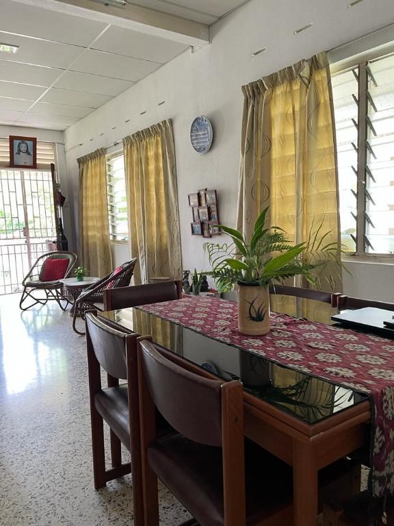 2 Storeys Semi D Located in Greenlane, Island Glades, Georgetown in George Town - Image 3