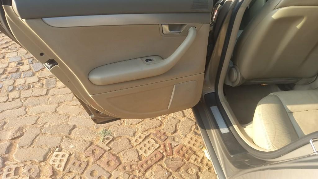 Audi A4 2006(2.0tdi) in Germiston - Image 5