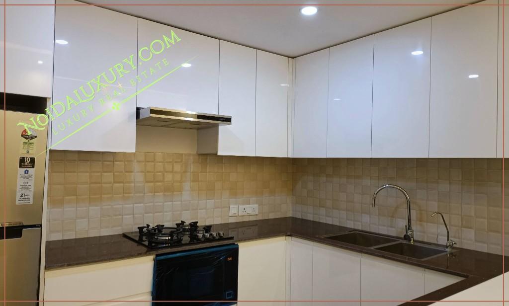 3 BHK APARTMENT FOR RENT IN NOVA RESIDENCE SUPERNOVA SECTOR 94 in Noida - Image 4