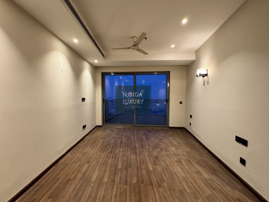 3 BHK APARTMENT FOR RENT IN NOVA RESIDENCE SUPERNOVA SECTOR 94 in Noida - Image 18