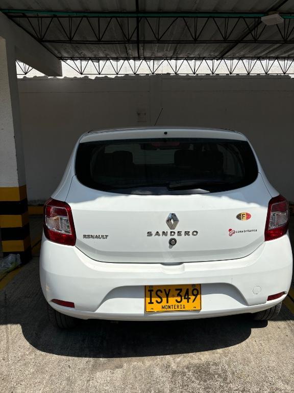 Vehículo usado Renault 55.000 km modelo 2019 en Montería - Imagen 4