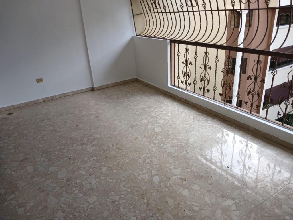 APARTAMENTO CLASICO EN ALQUILER EVARISTO MORALES en Santo Domingo - Imagen 3