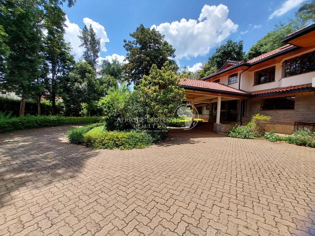 4 Bedroom All Ensuite Residence for Rent in Runda Estate in Kenya - Image 2