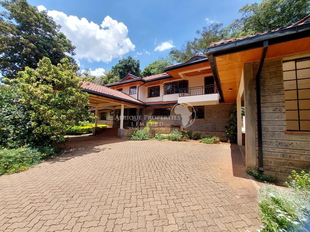 4 Bedroom All Ensuite Residence for Rent in Runda Estate in Kenya - Image 3