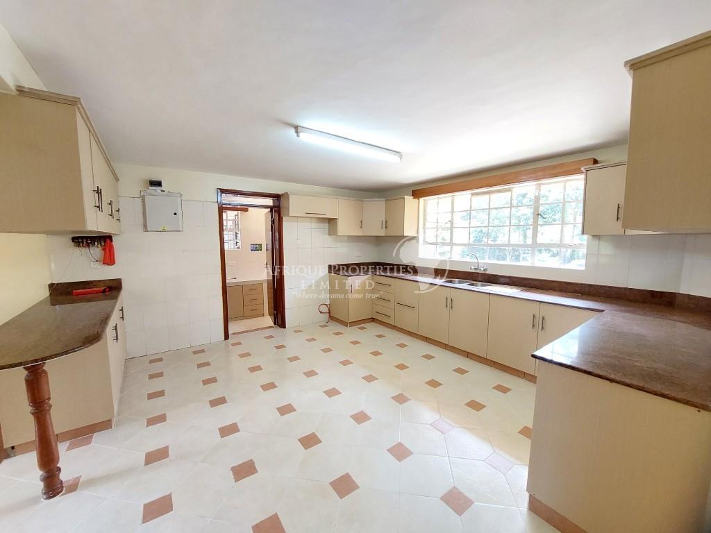 4 Bedroom All Ensuite Residence for Rent in Runda Estate in Kenya - Image 6