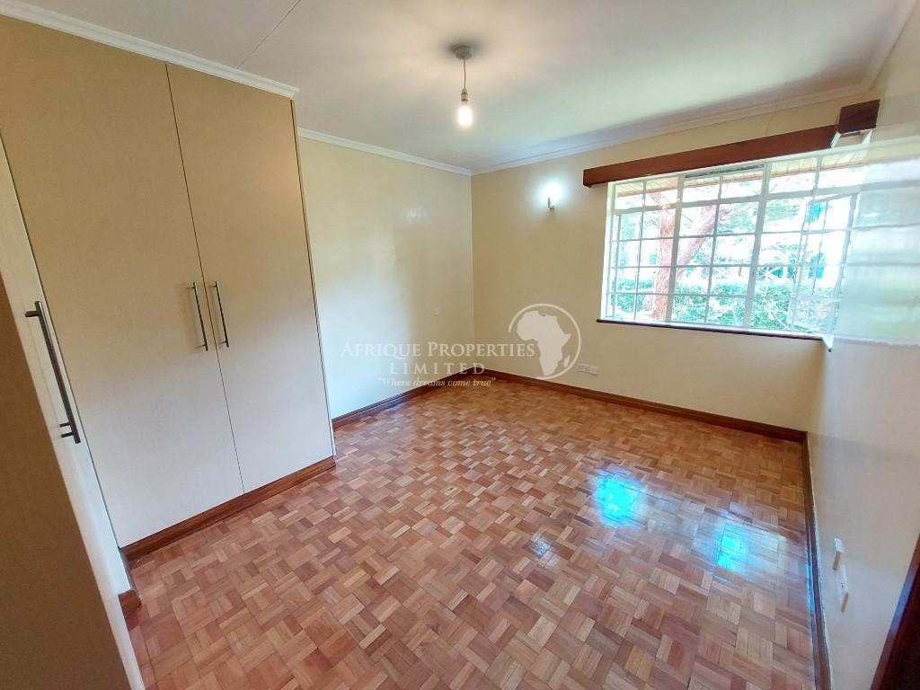 4 Bedroom All Ensuite Residence for Rent in Runda Estate in Kenya - Image 13