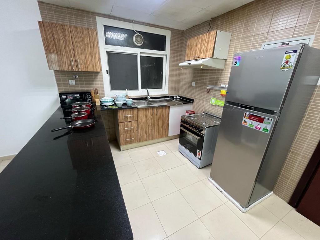FULL FURNISHED 1 BHK APARTMENT AVAILABLE FOR RENT IN CITY TOWER in United Arab Emirates - Image 2
