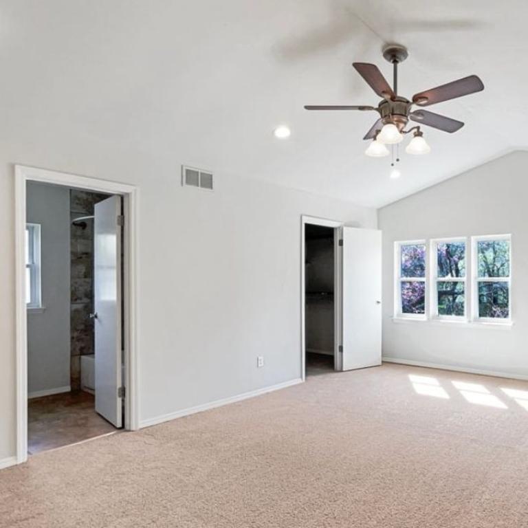 House For Rent at an affordable price in Saint Charles - Image 3