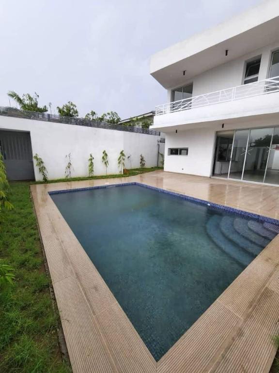 Une magnifique Villa Duplex en Côte d’Ivoire - Photo 2