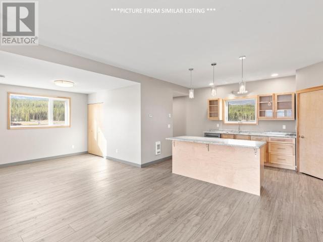 16 Flora Avenue in Canada - Image 7