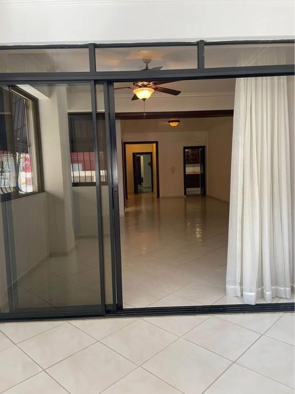 ALQUILO APARTAMENTO CLÁSICO EVARISTO MORALES en Santo Domingo - Imagen 2