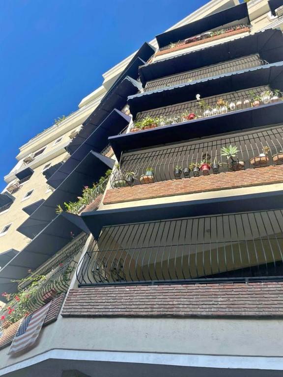 ALQUILO APARTAMENTO CLÁSICO EVARISTO MORALES en Santo Domingo - Imagen 1
