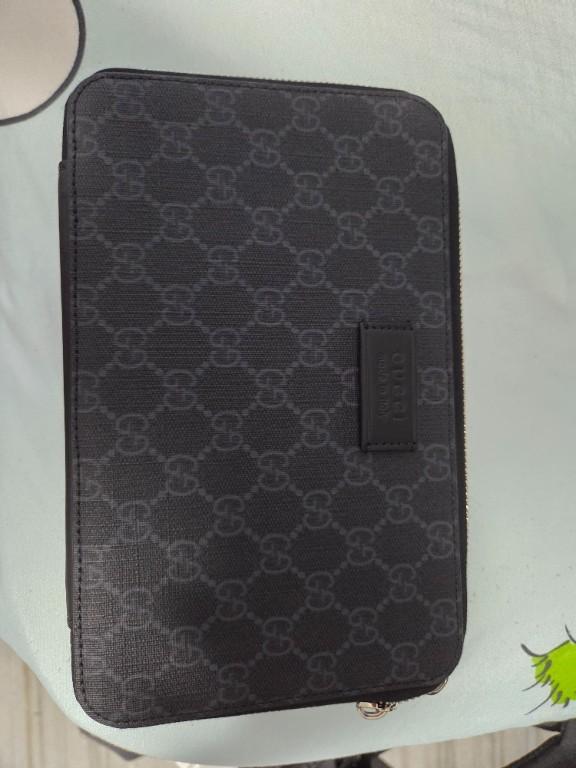 Authentic Men Gucci bag in Geylang - Image 2