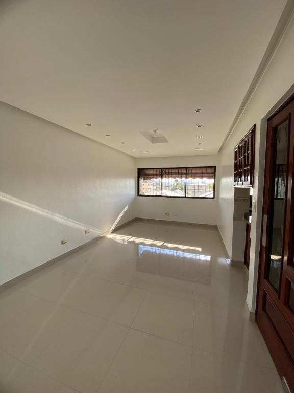 APARTAMENTO EN ALQUILER EN LAS PRADERAS en Santo Domingo - Imagen 1