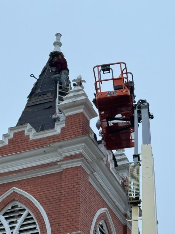 Professional roofing services in Ridgeland, SC in United States - Image 9