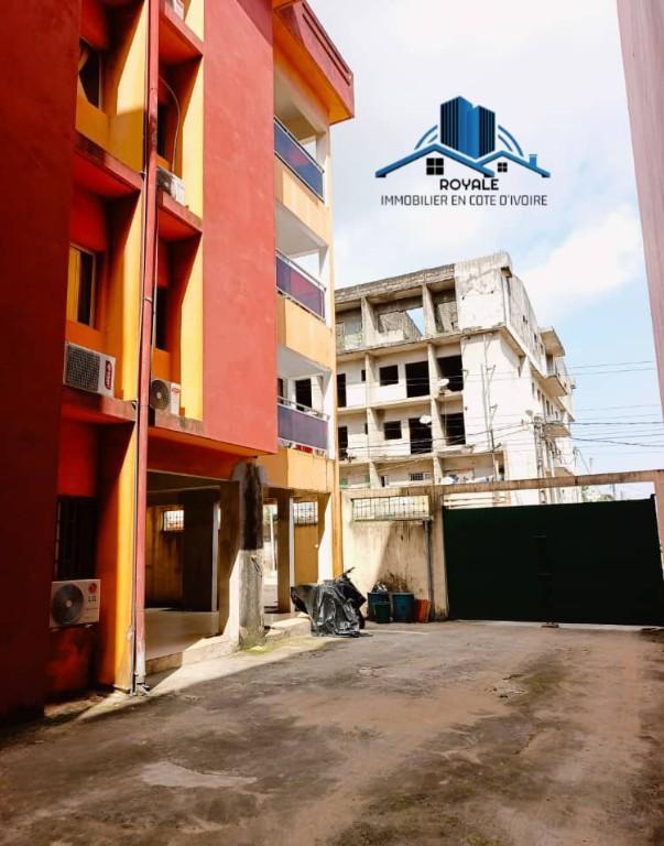 R+3 Jumelé Riviera en Côte d’Ivoire - Photo 3