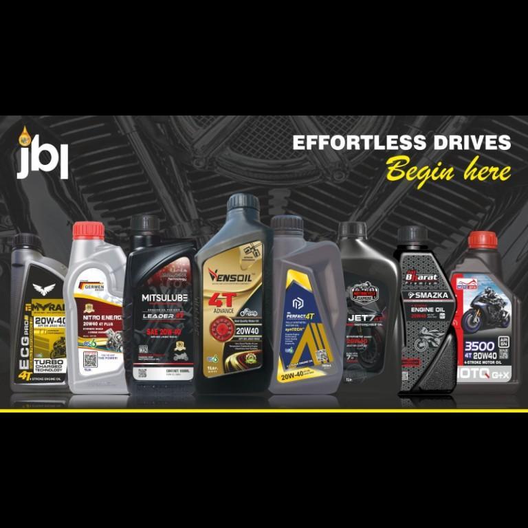 10W30 ENGINE OIL in Kirari Suleman Nagar - Image 2