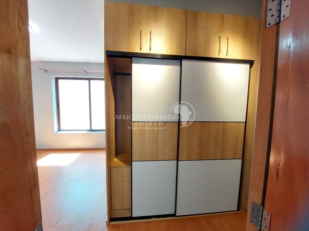 4 Bedroom For Rent in Runda Gardens in Nairobi - Image 9