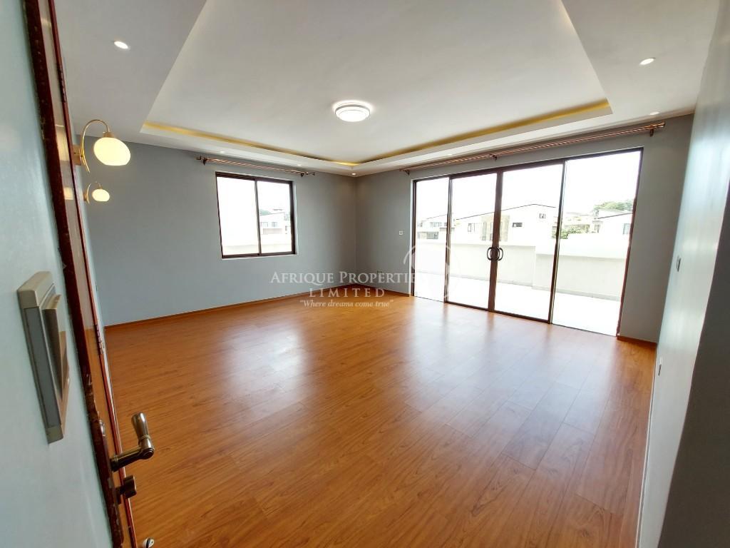 4 Bedroom For Rent in Runda Gardens in Nairobi - Image 18