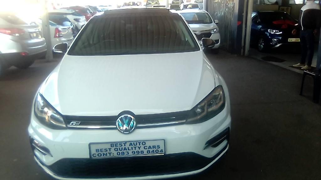 Pre-owned 2019 VW Golf 7 2.0 Engine Capacity R-Line with Automat in Bedfordview - Image 1