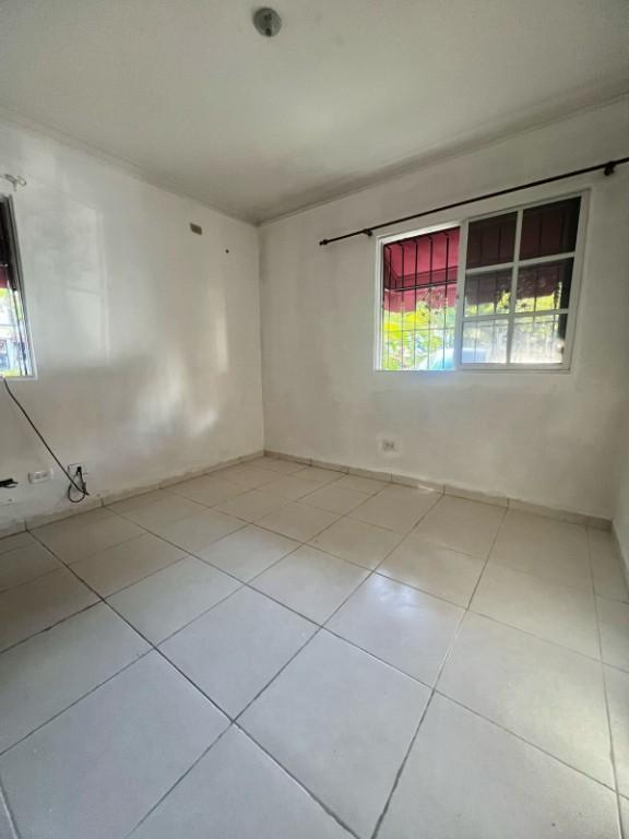 ALQUILO APARTAMENTO EN CARMEN RENATA 3 en la República Dominicana - Imagen 6