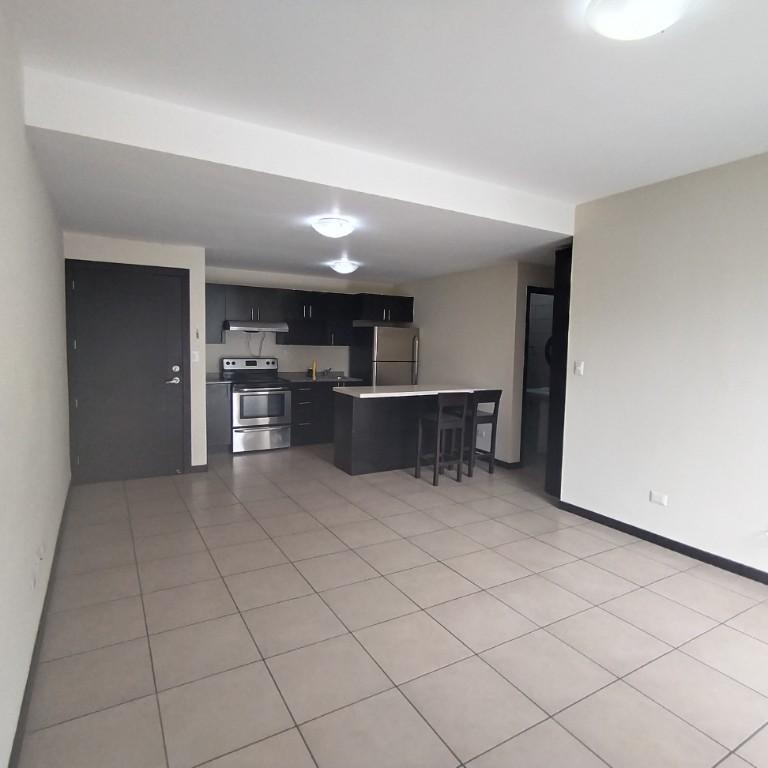 Apartamento en Venta en céntrico edificio zona 9 en Ciudad de Guatemala - Imagen 2