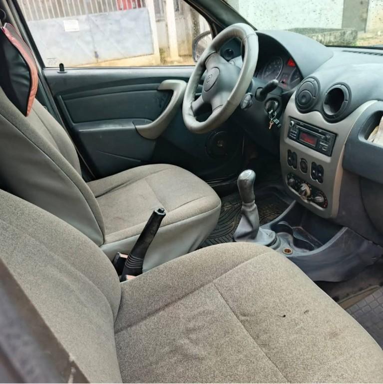 Renault LOGAN 2014 à Abidjan - Photo 2