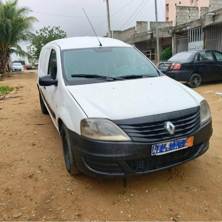 Renault LOGAN 2014 à Abidjan - Photo 6